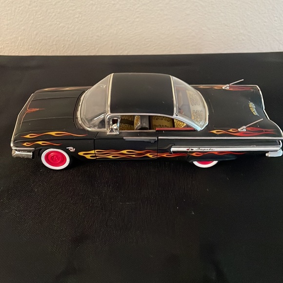 Jada Toys Road Rats ‘60 Chevy Impala Metal Die Cast, 1:24 - Picture 3 of 11